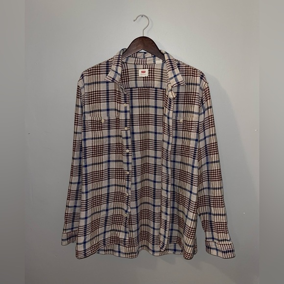 Levi’s Flannel Men’s Size XXL Beige Brown Navy Plaid Cotton‎ Shirt Button-Up - Picture 3 of 9